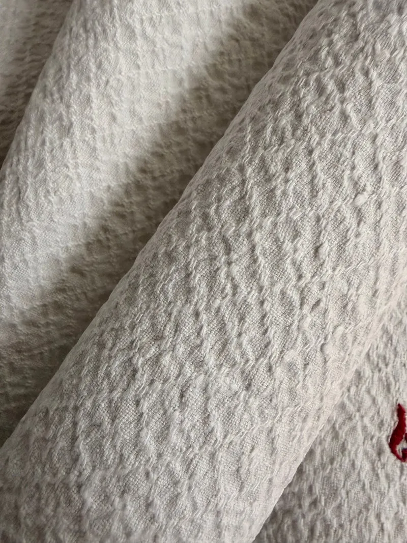 Top XXL Tuch mit Rautenmuster und Monogramm 125 x 45
