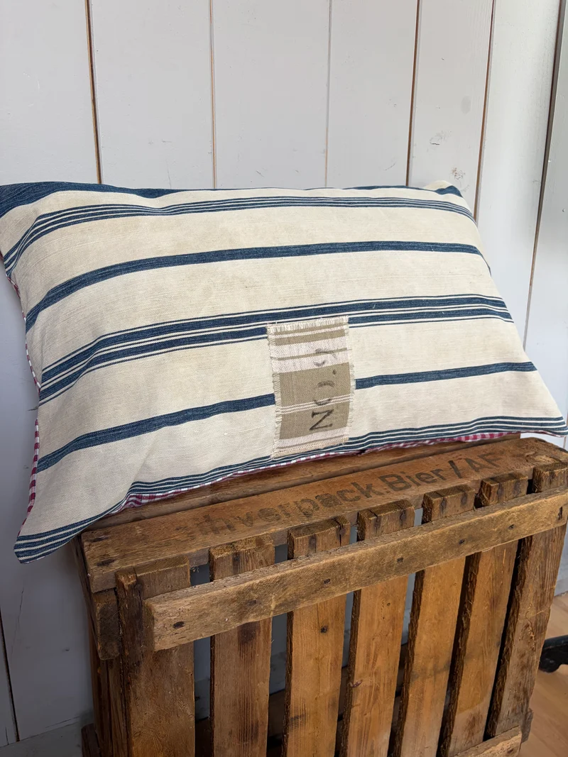 Großer Kissenbezug Leinen blau gestreift mit Hotelverschluss 60 x 40
