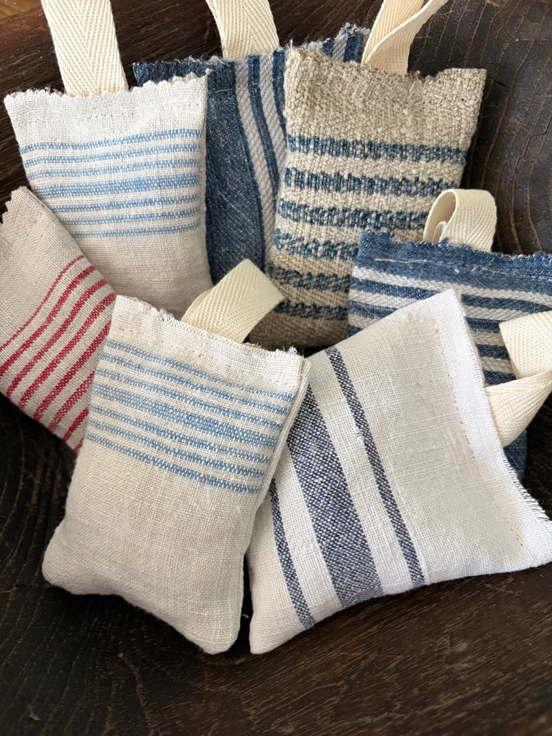Großes Paket: 7 Duftkissen in vintage Leinen
