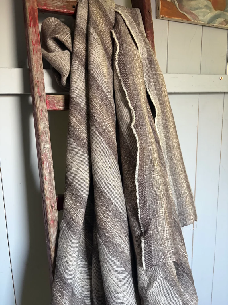 2,75 x 1,6 Meter fantastisches washed Leinen in Braunmelange