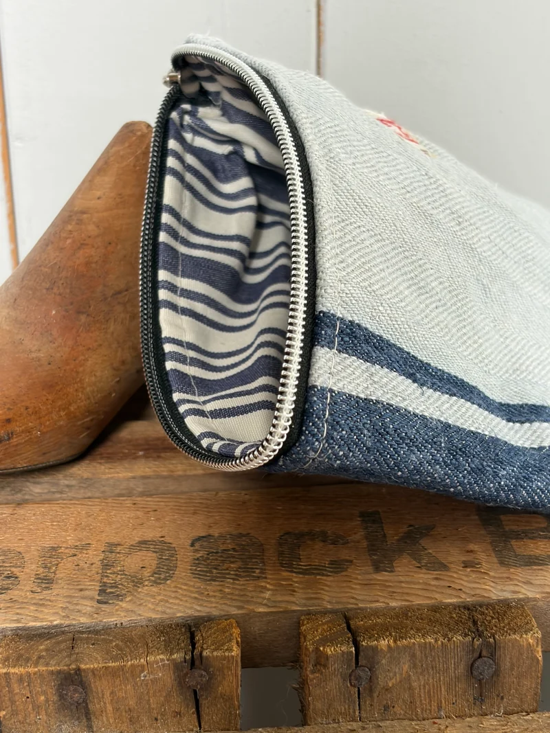 Kosmetiktasche aus altem Leinen - kleiner Shopper