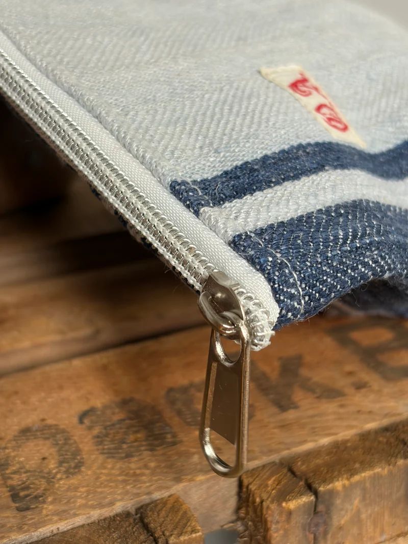 Kosmetiktasche aus altem Leinen - kleiner Shopper