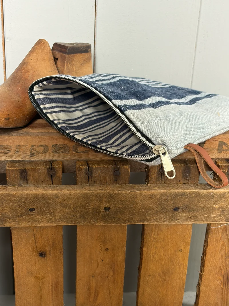 Kosmetiktasche aus altem Leinen - kleiner Shopper