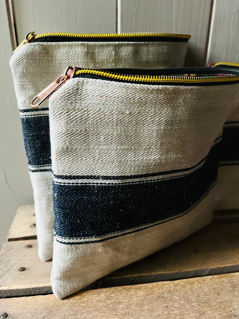 Kosmetiktasche aus altem Leinen gestreift kleiner Shopper