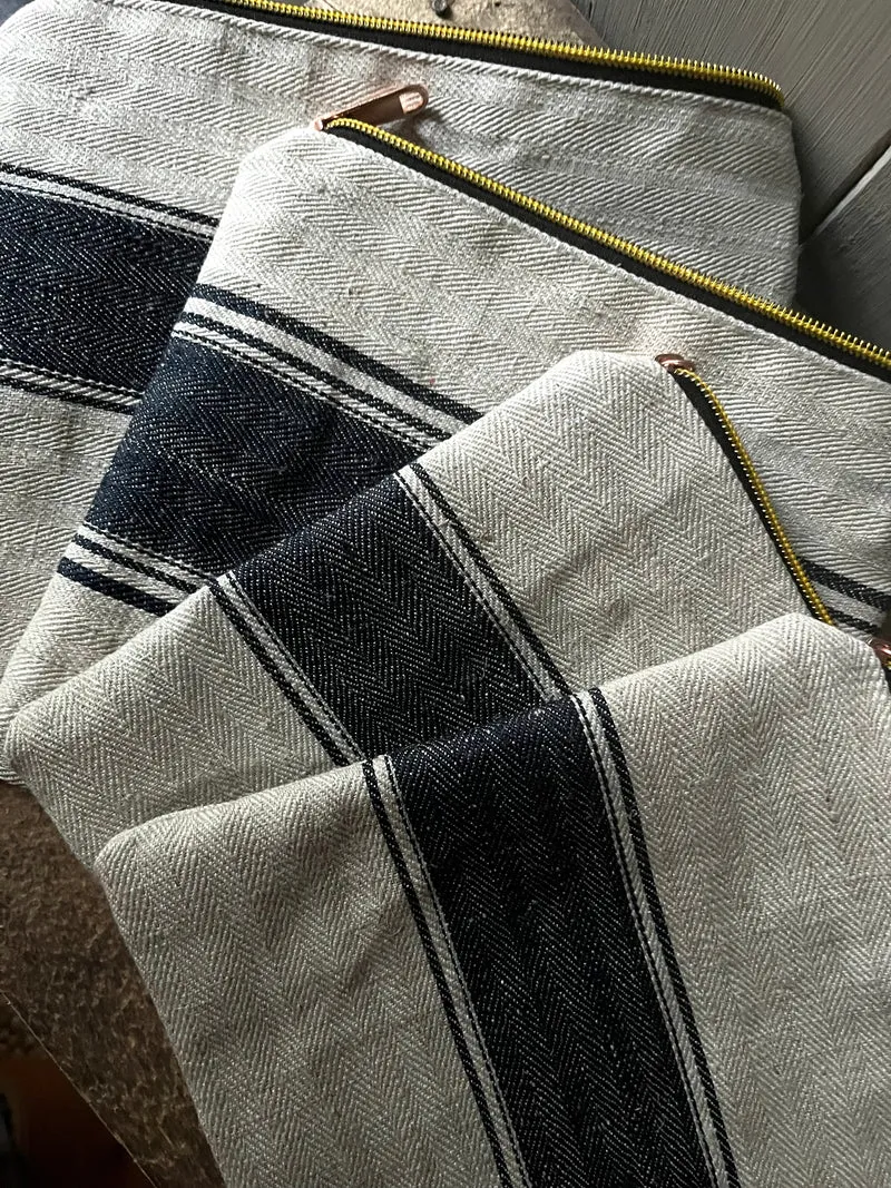 Kosmetiktasche aus altem Leinen gestreift kleiner Shopper
