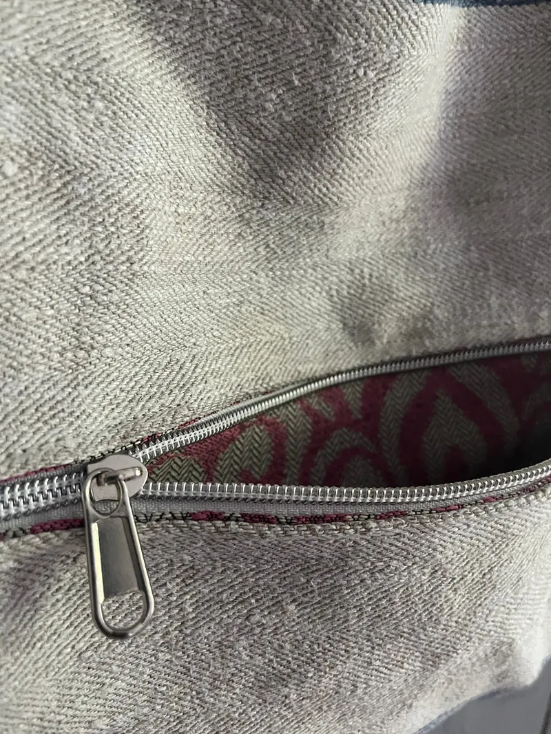 Blau gestreift: Tasche aus altem Leinen