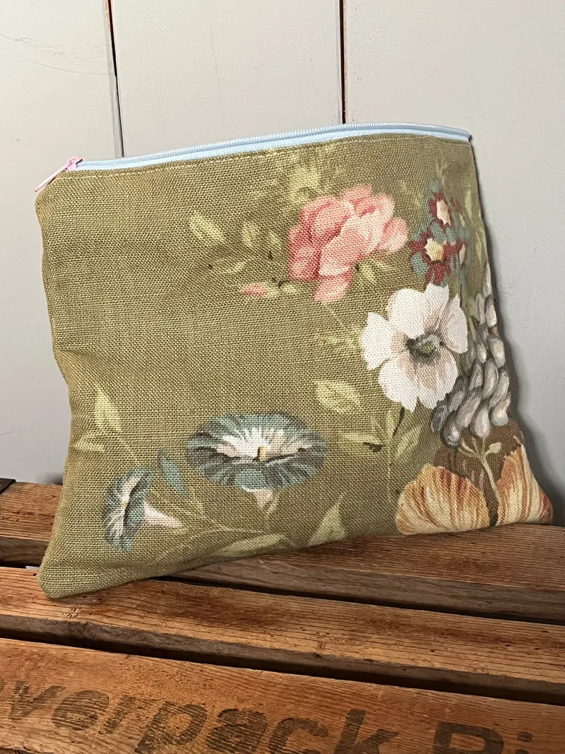 Kosmetiktasche aus Leinen Blüten, kleiner Shopper