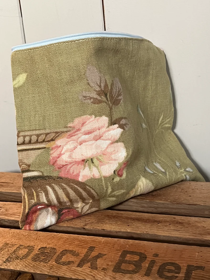 Kosmetiktasche aus Leinen Blüten, kleiner Shopper