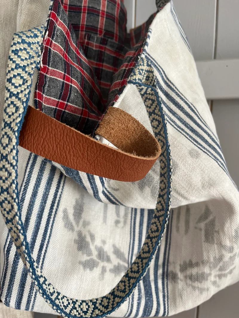 1904: Große Tasche Shopper mit Streifen aus Kornsack