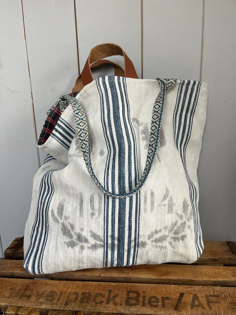 1904: Große Tasche Shopper mit Streifen aus Kornsack