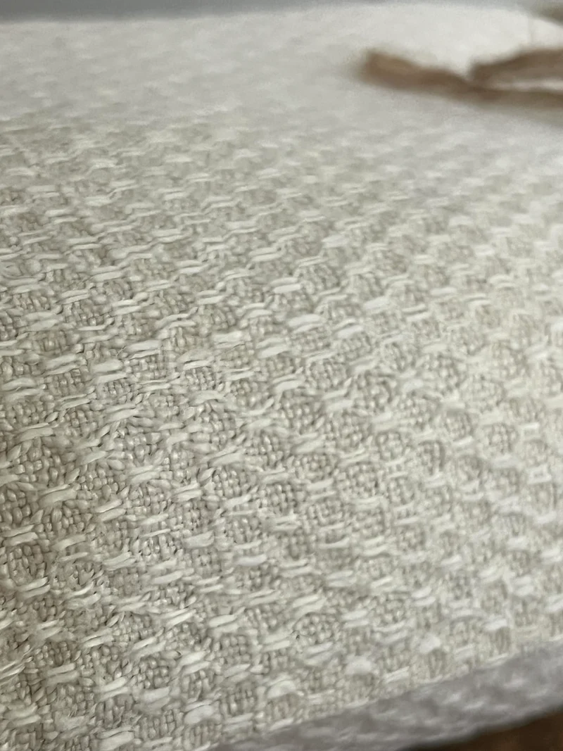 3,15 Meter altes Leinen mit Struktur und Monogramm