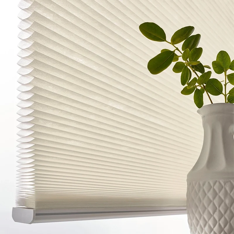 Unix – blickdichtes Duette® Wabenplissee Design nach Maß dezente Struktur in 13 Farben