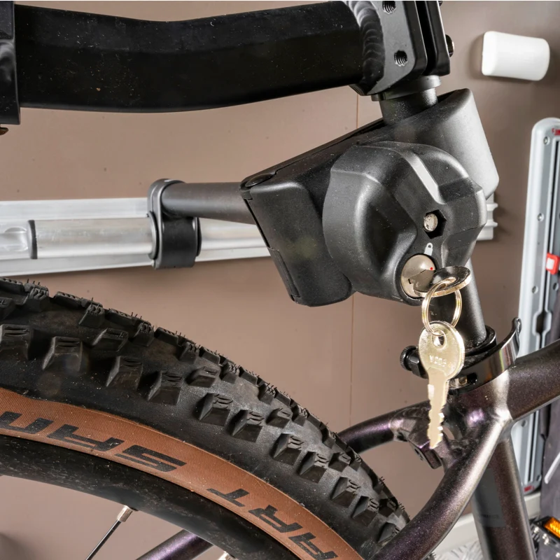 Fahrradhalter für Airline-Zurrschiene