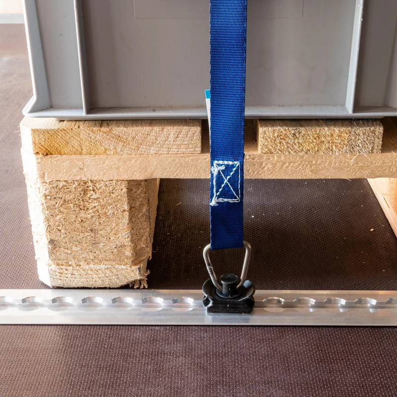 Zurrgurt mit Klemmschloß und Kunststofffitting
