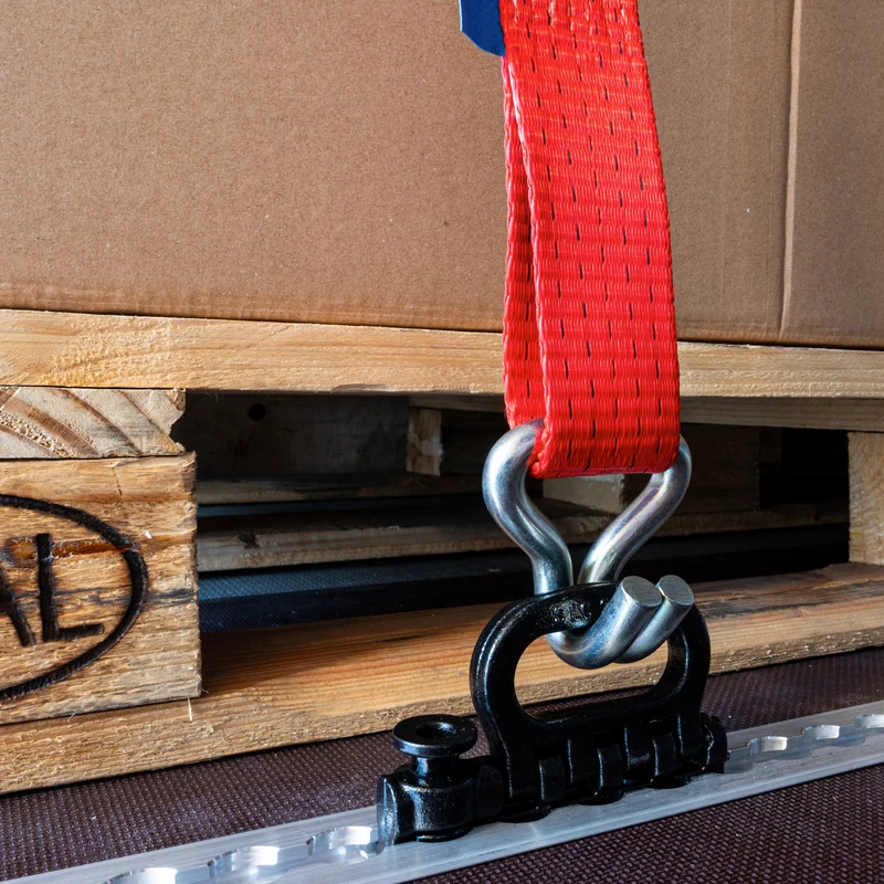 Quattro Stud Fitting klappbar