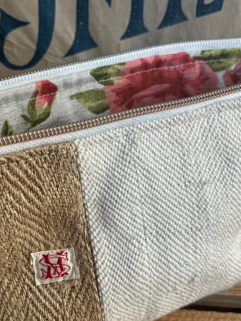 : Kosmetiktasche aus altem Leinen - kleiner Shopper