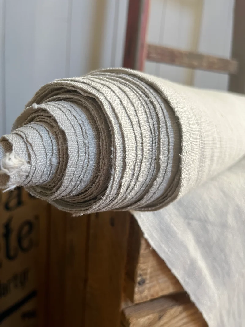 Besondere 8 Meter 120 Jahre altes Leinen, kräftiges, handgewebtes Bauernleinen sauber
