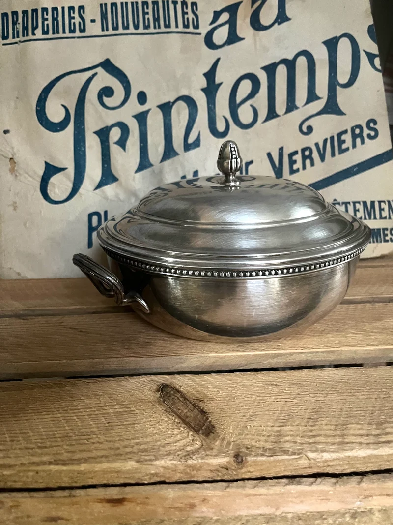 Alte ehrwürdige Terrine, Hotelsilber mit Deckel - 1,4 Kilo