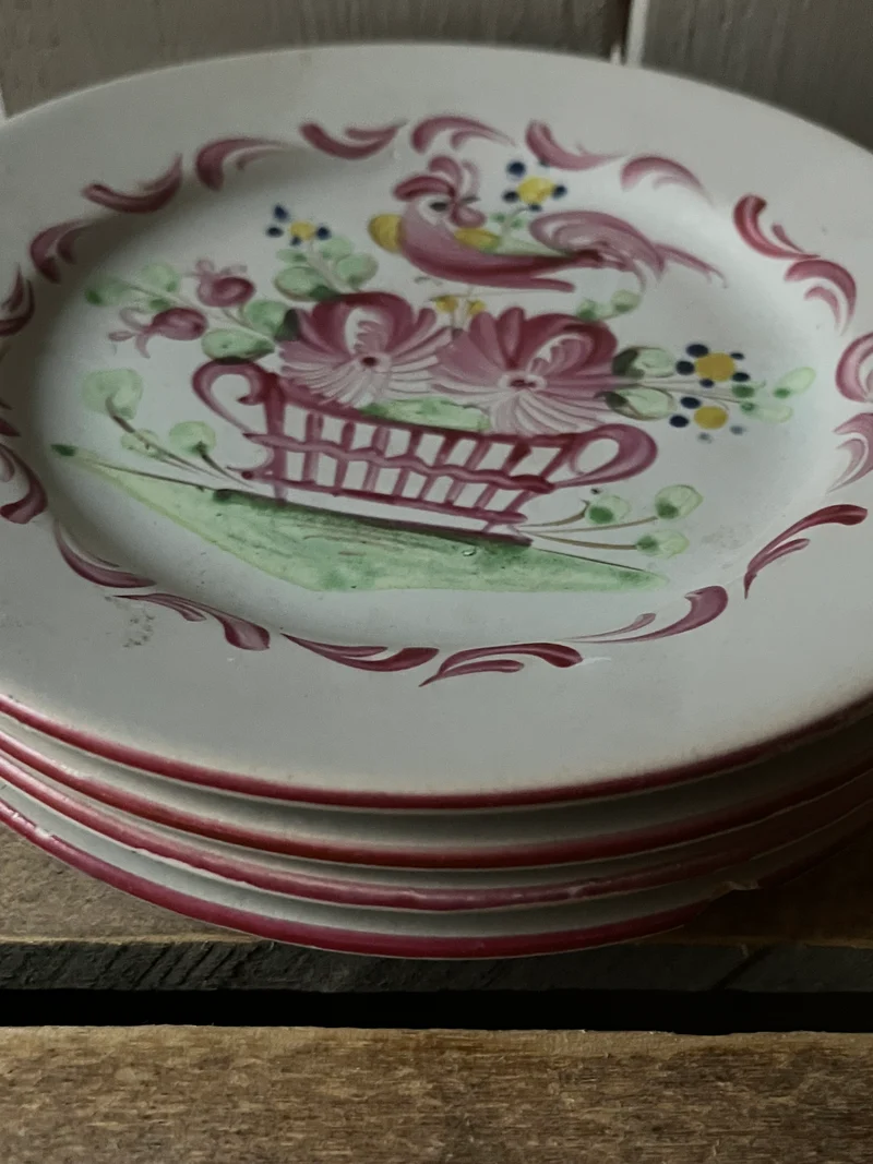 3 antike Fayence Teller Strassbourg mit Hahn und Patina