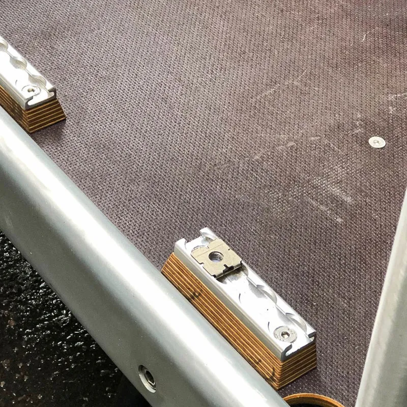 Zurrschienenmutter M8 mit Clip