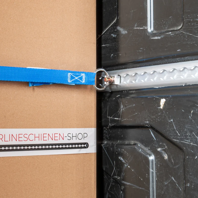 Zurrgurt mit Klemmschloß und Fittingen