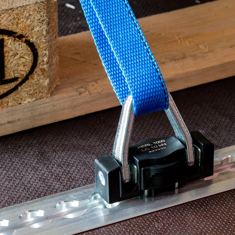 Triple Stud K1000 Fitting