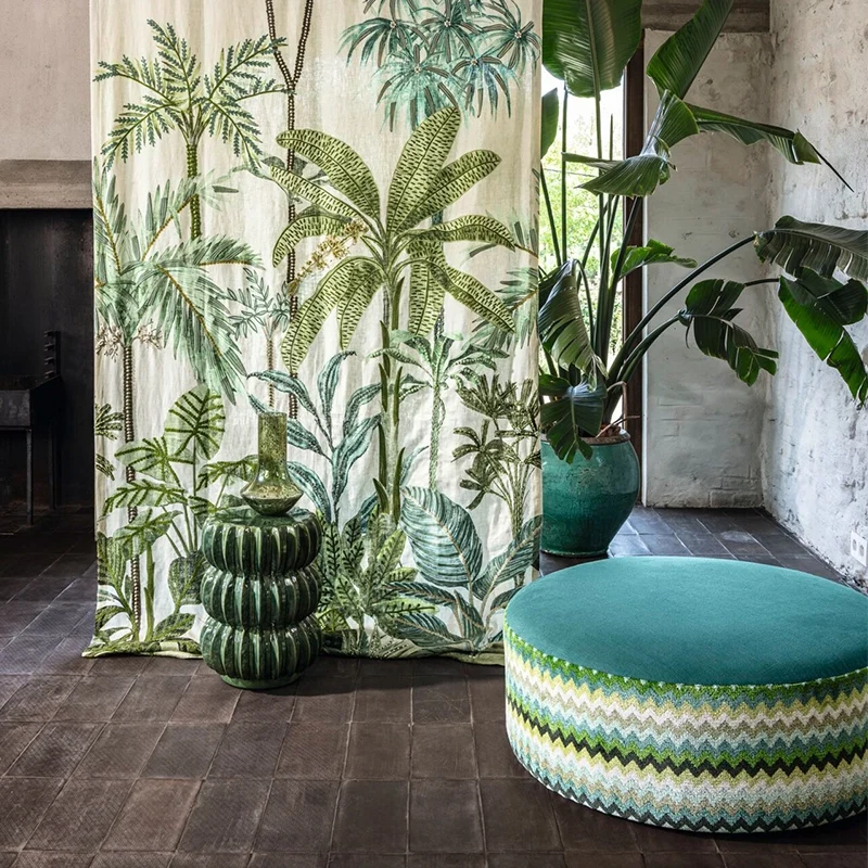Tropical Break – exklusiver Vorhang nach Maß aus Leinen mit Palmen-Stickerei in Naturtönen