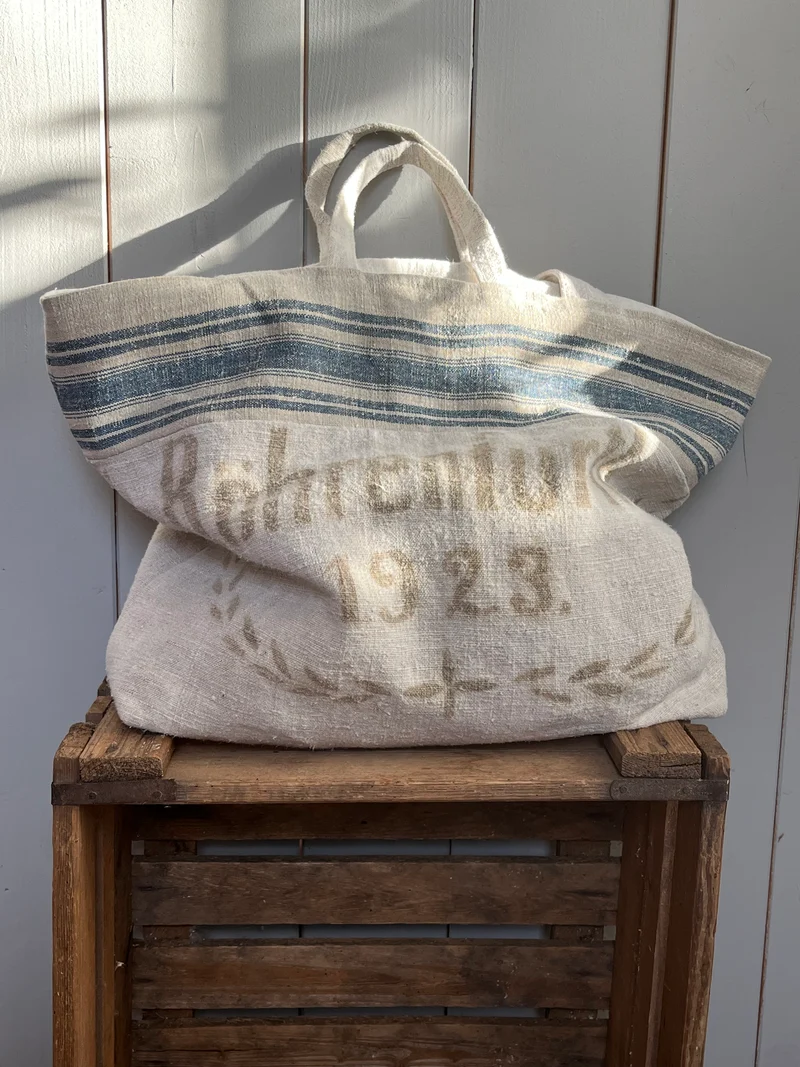 1923: große Tasche aus sehr altem Leinensack