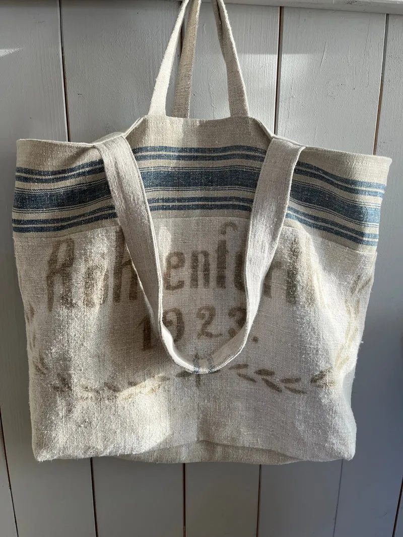 1923: große Tasche aus sehr altem Leinensack