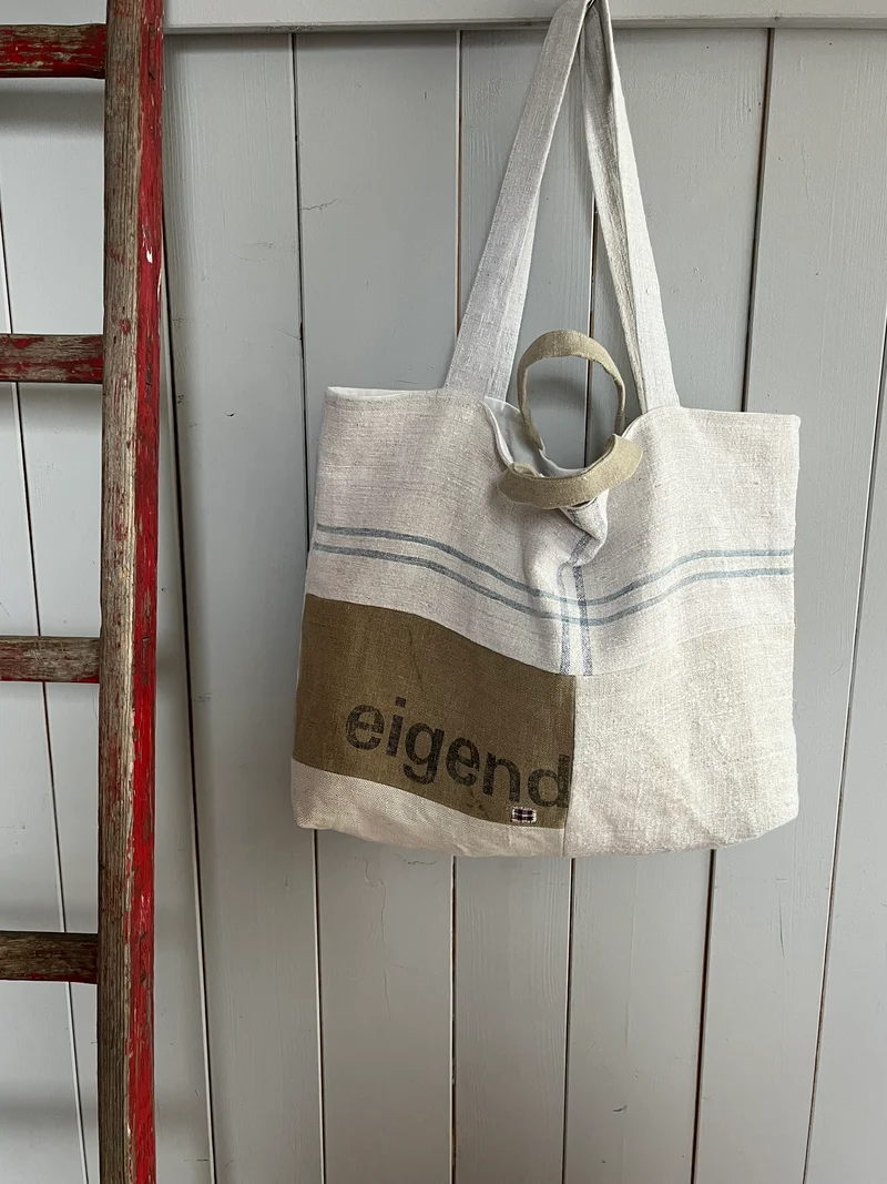 Very Vintage: große Tasche aus altem Leinen