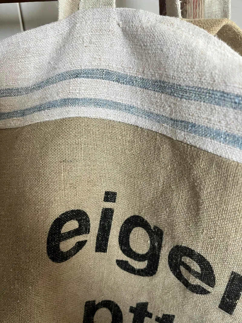 Dutch Bag: Tasche aus altem niederländischem Postsack