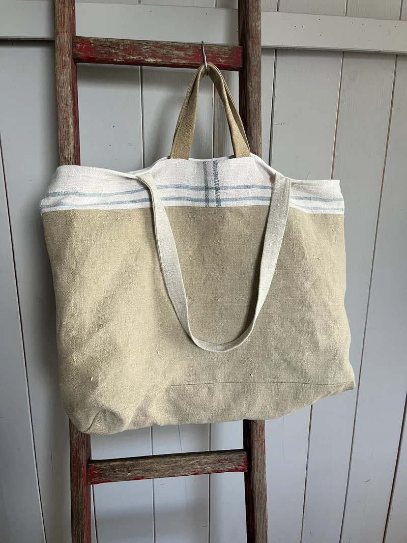 Dutch Bag: Tasche aus altem niederländischem Postsack