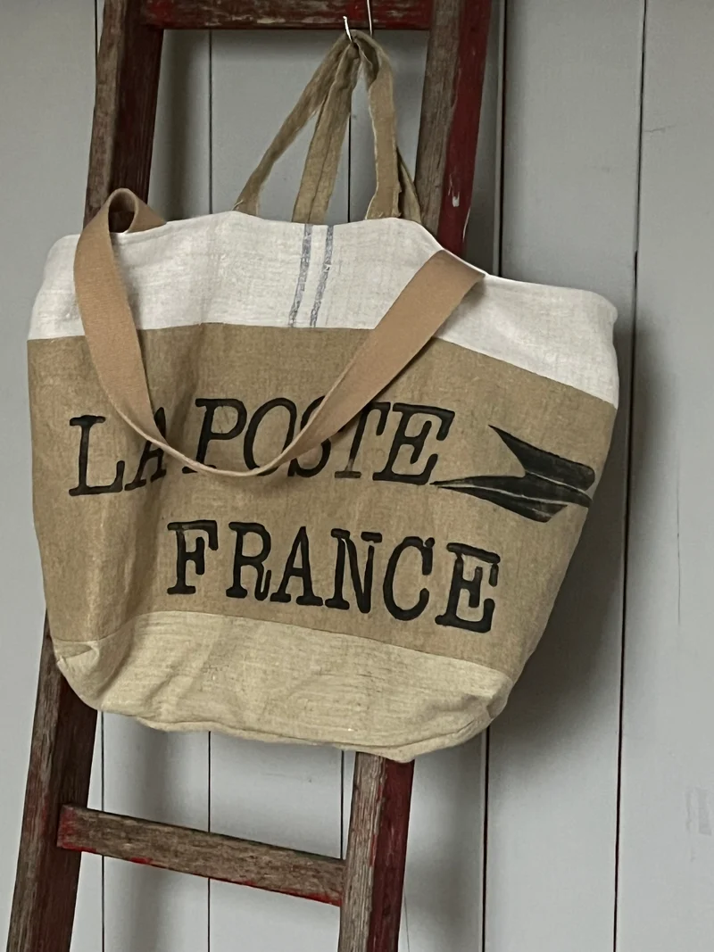La Poste: Tasche aus altem französischem Postsack