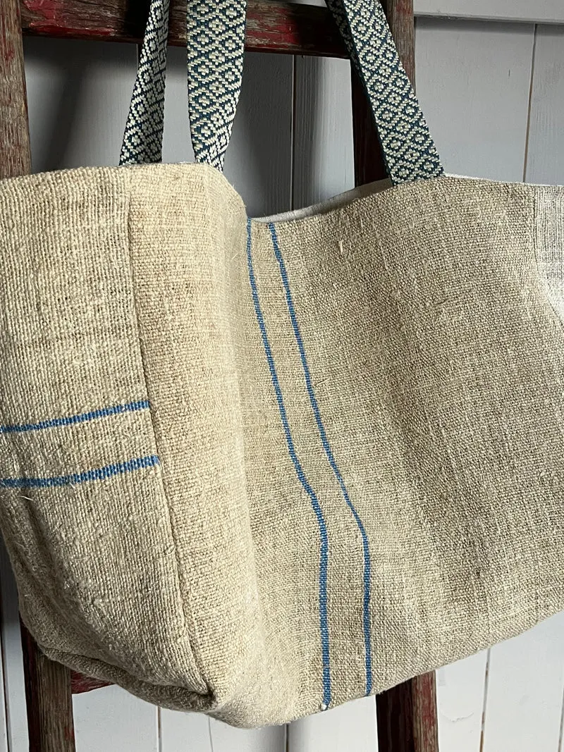 Blue stripes: große Tasche aus kräftigem altem Leinensack