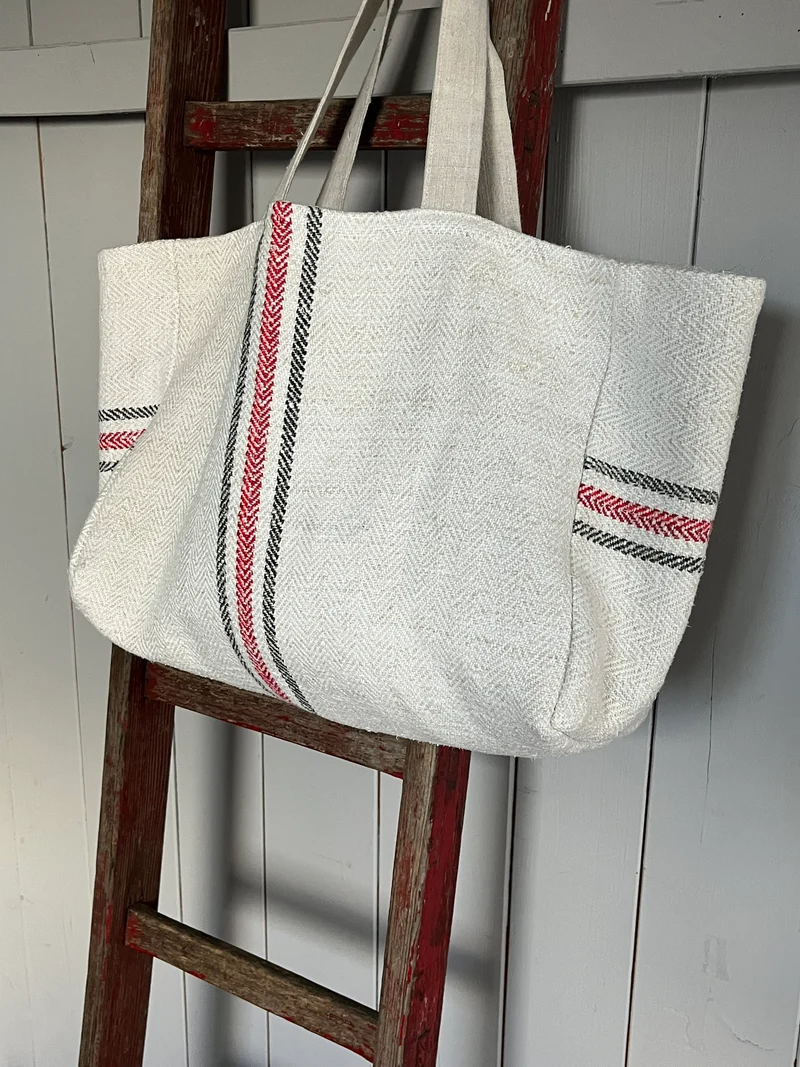 Drei Farben: große Tasche aus altem Leinensack