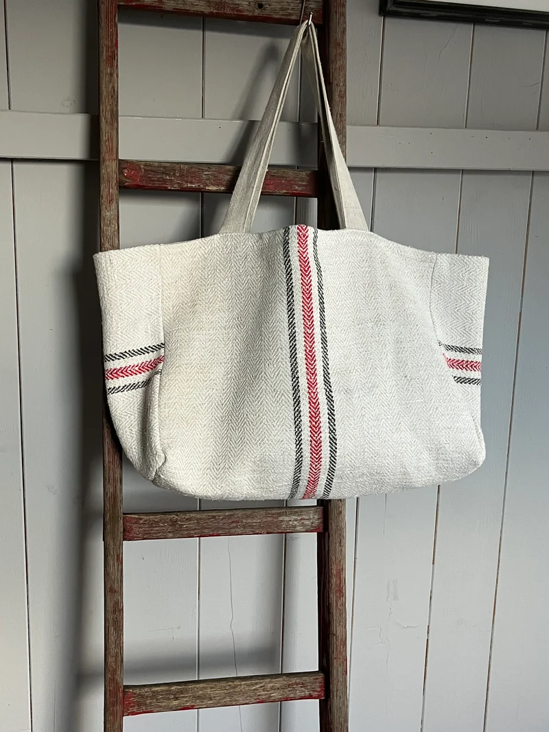 Drei Farben: große Tasche aus altem Leinensack