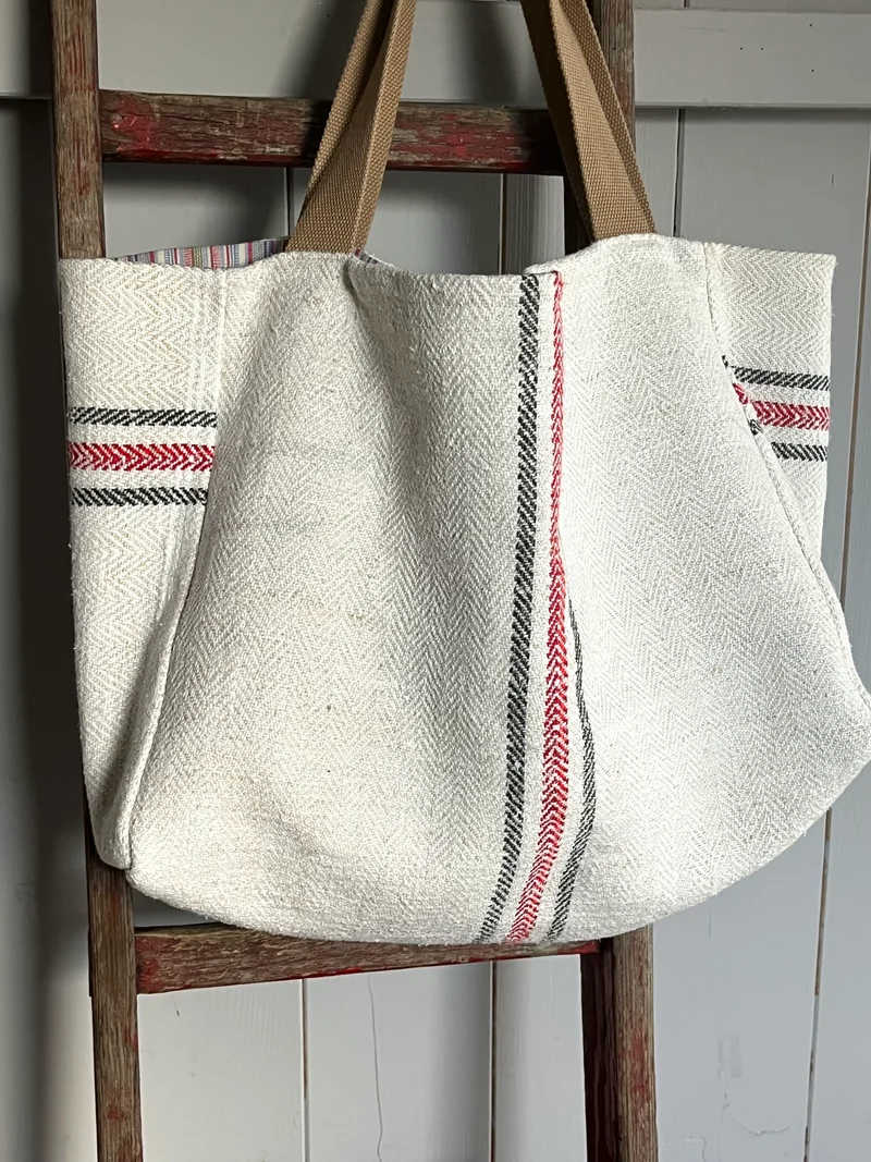 Drei Farben: große Tasche aus altem Leinensack