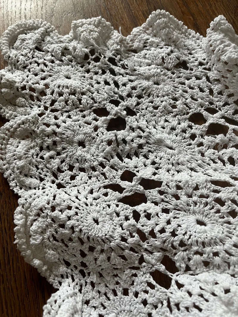 Große Tagesdecke Häkeldecke aus Belgien mit Fehlern - 260 x 175
