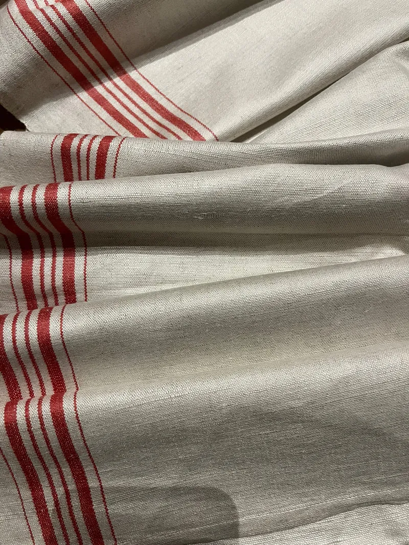 Besonders schönes Mangeltuch mit rot-weißen Streifen 3 × 0,88