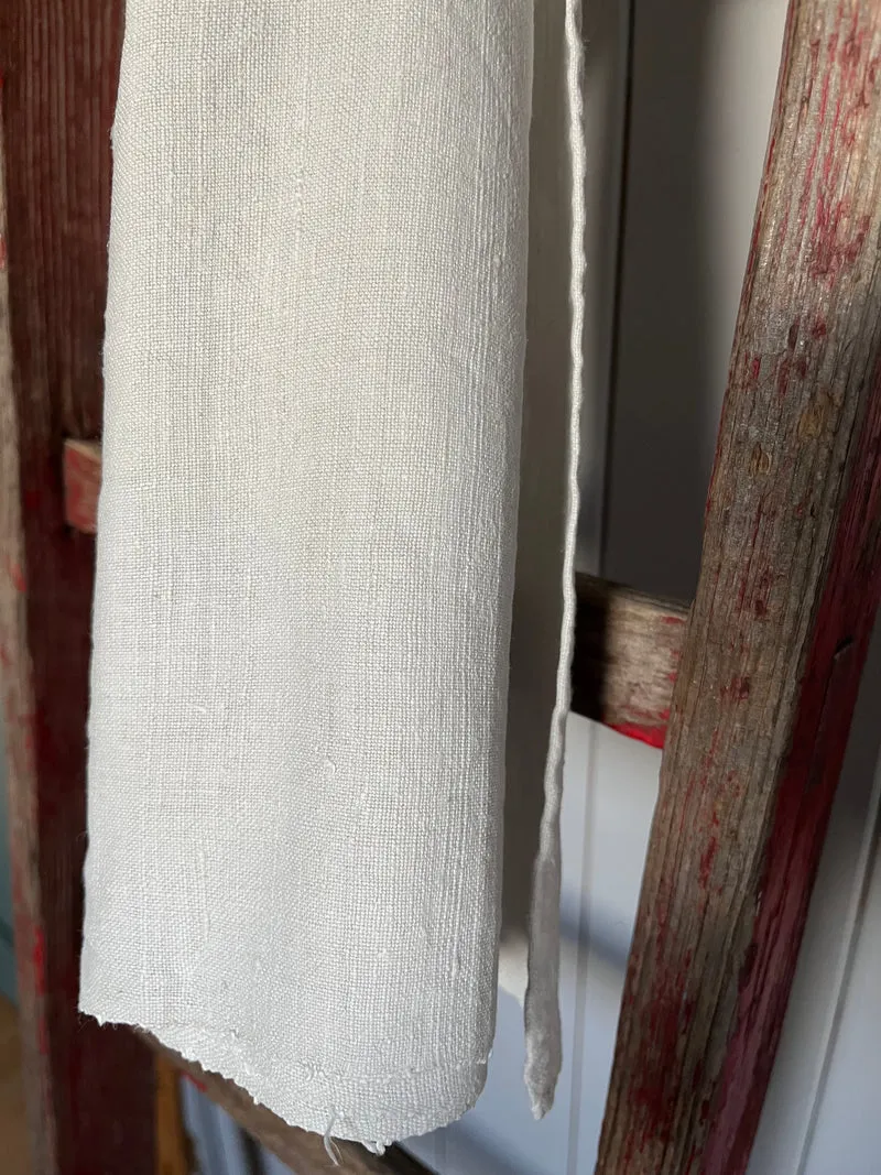 2,8 x 0,71 Meter handgewebtes Leinen um 1890 sauber