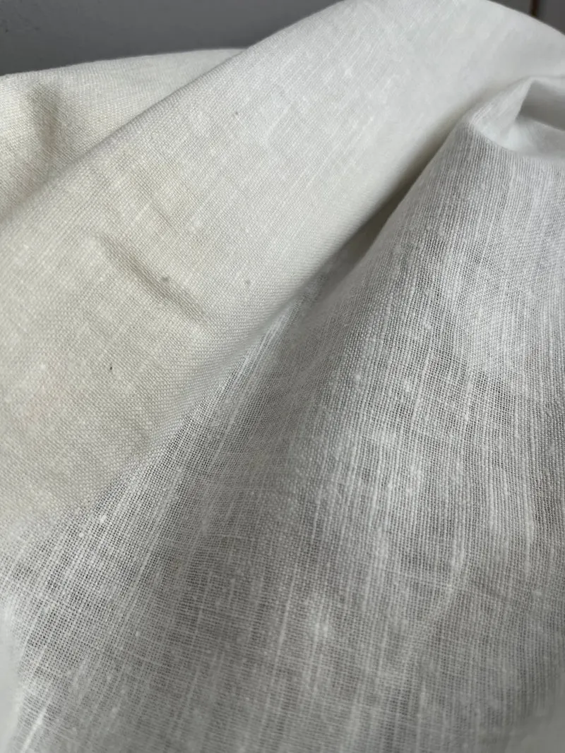 Zartes Halbleinen von 1940 - 6,5 x 0,65 Meter sauber