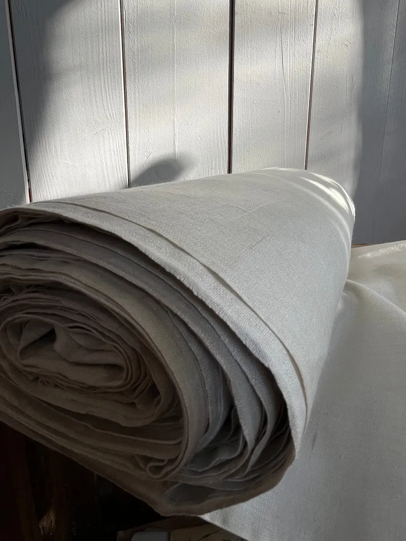 Angebot: 4 x 1,5 Meter hervorragendes Leinen besondere Breite von 1930