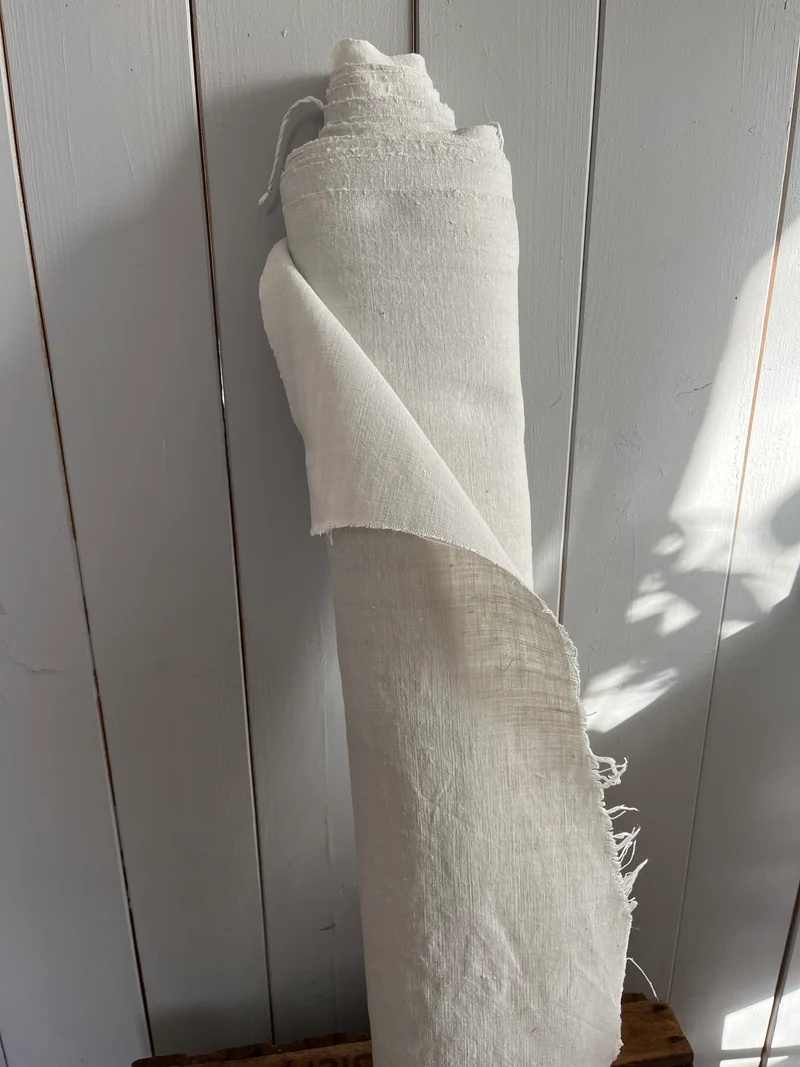 Feines, seltenes Leinen von 1890 - 5 x 0,72 Meter sauber