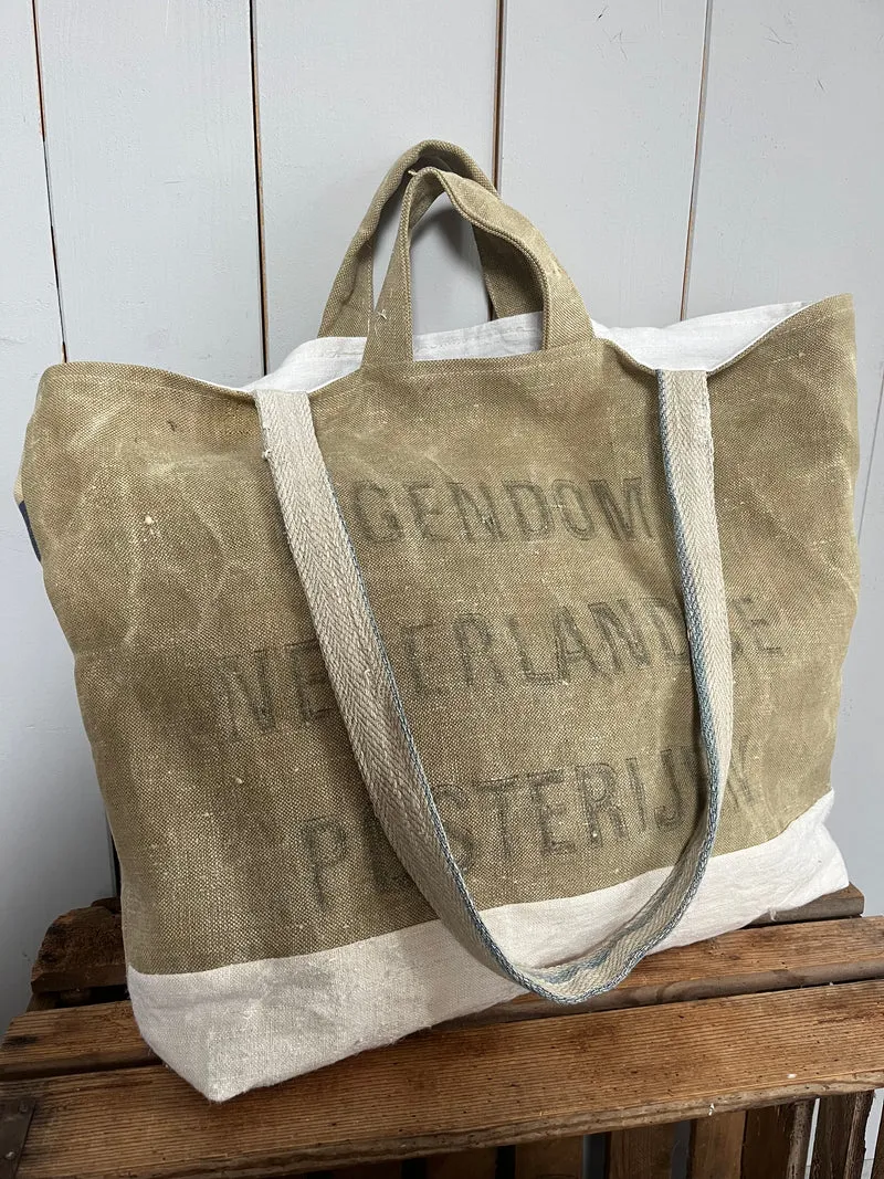 Dutch Bag: Tasche aus altem niederländischem Postsack
