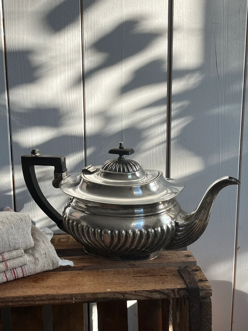 Alte englische Teekanne silverplate Klassiker