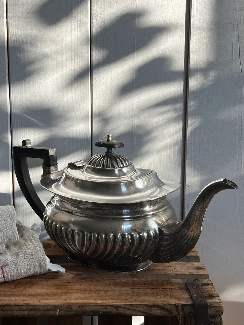 Alte englische Teekanne silverplate Klassiker