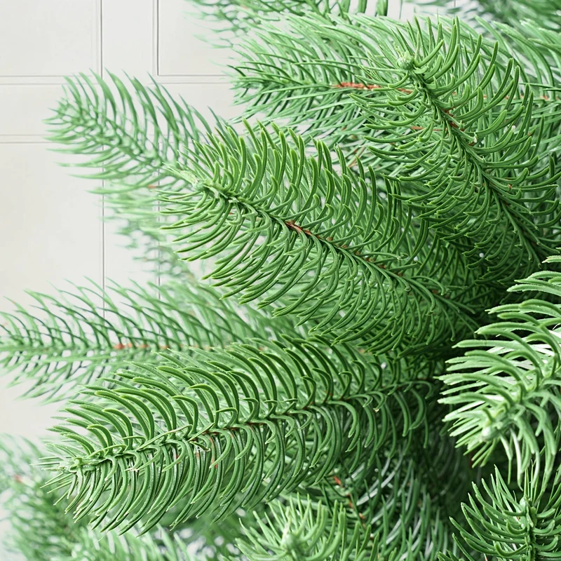 Salcar Künstlicher Weihnachtsbaum aus 100 % PE – Realistische Tannenzweige, dichter Look & stabiler Metallständer – 150 / 180 / 210 cm