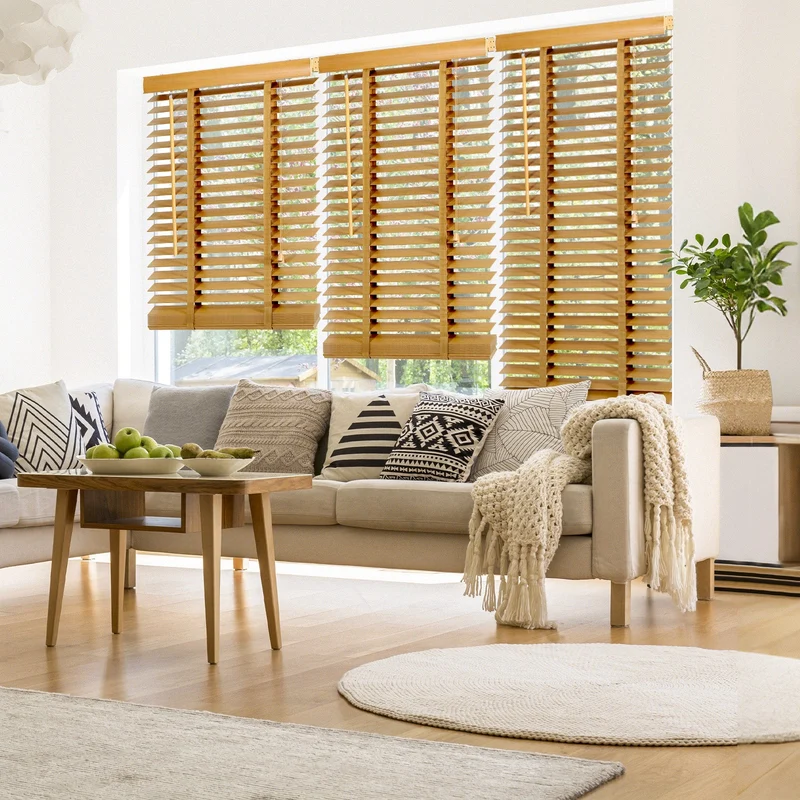Sekey Jalousie aus Echtholz- Naturholzfarbe - 50 mm Lamellen mit natürlicher Holzoptik