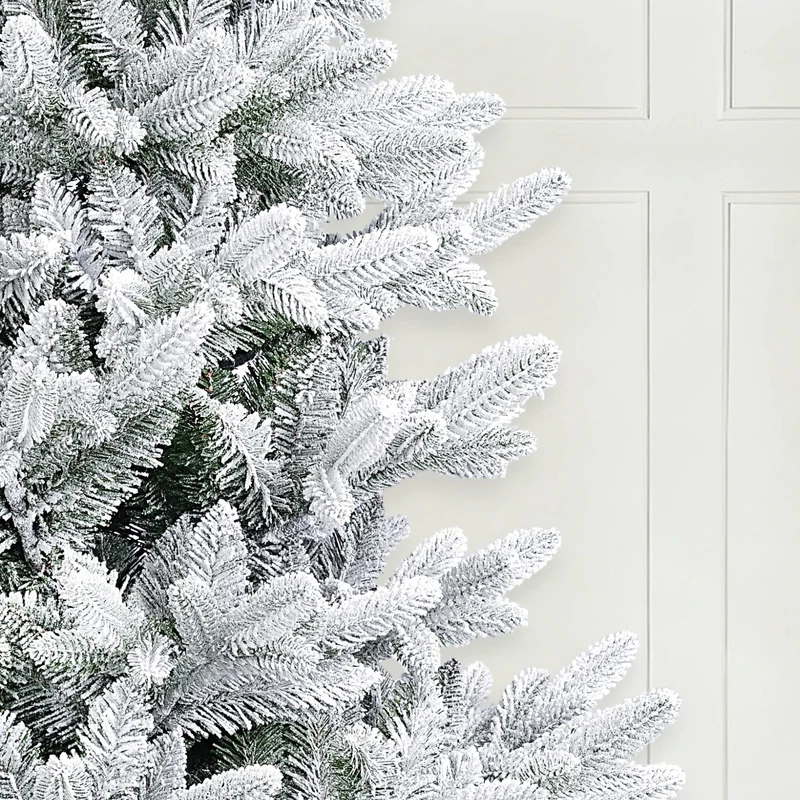Salcar Künstlicher Weihnachtsbaum mit Schnee – Realistischer Tannenbaum aus PE & PVC, naturgetreu, schwer entflammbar, stabiler Metallständer, einfacher Aufbau, wiederverwendbar