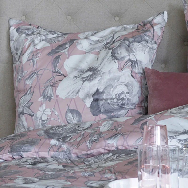 APELT Sophie Bettwäsche Baumwoll-Satin Blütenmotiv Rosen